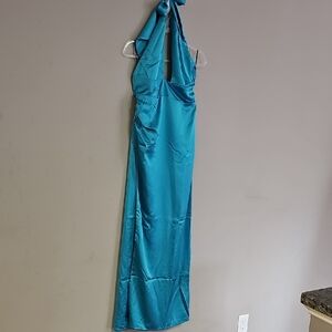 NWT ELEGANT, BUT SIMPLE AQUA TEAL MAXI DRESS SIZE L